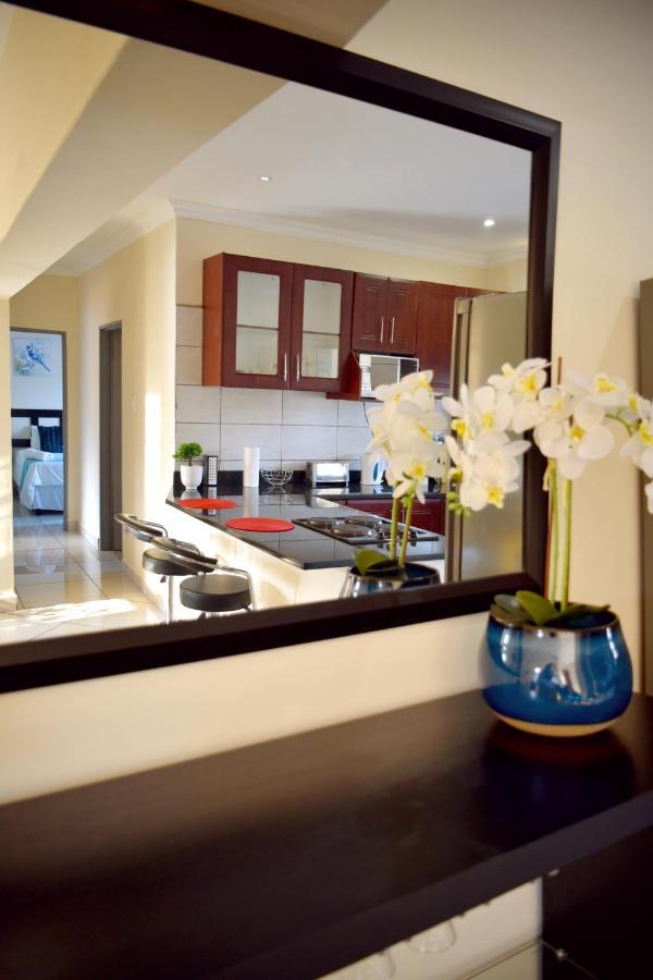 Green Haven Apartments エズルウィニ エクステリア 写真