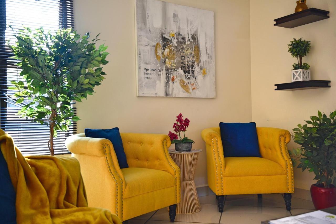Green Haven Apartments エズルウィニ エクステリア 写真